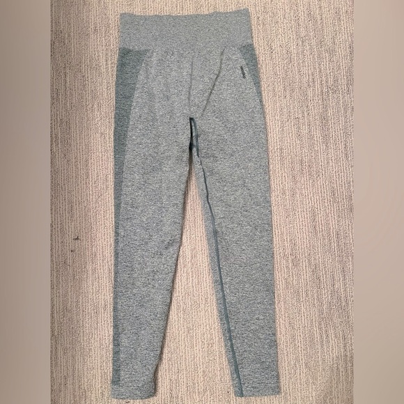 Gymshark compression heathered Green Leggings with Form-Fitting Design - Picture 3 of 6